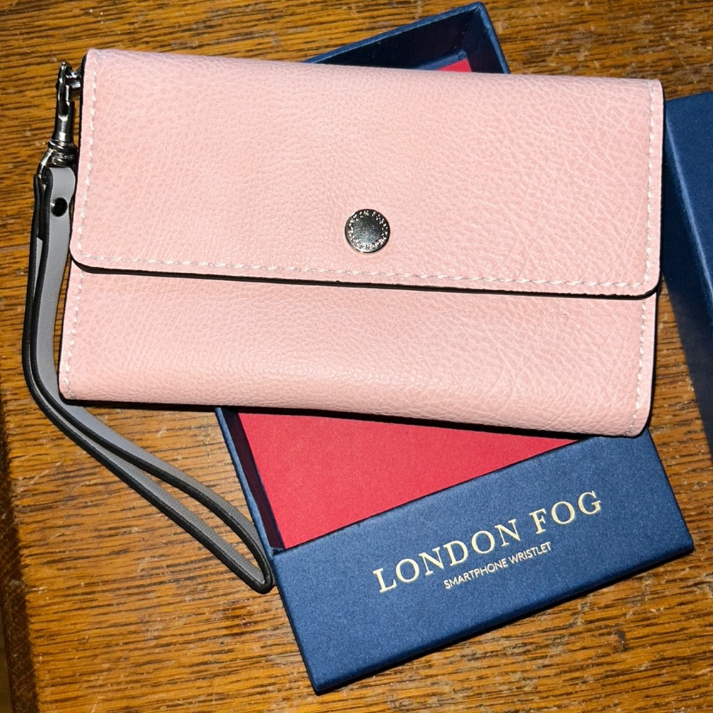 Wristlet